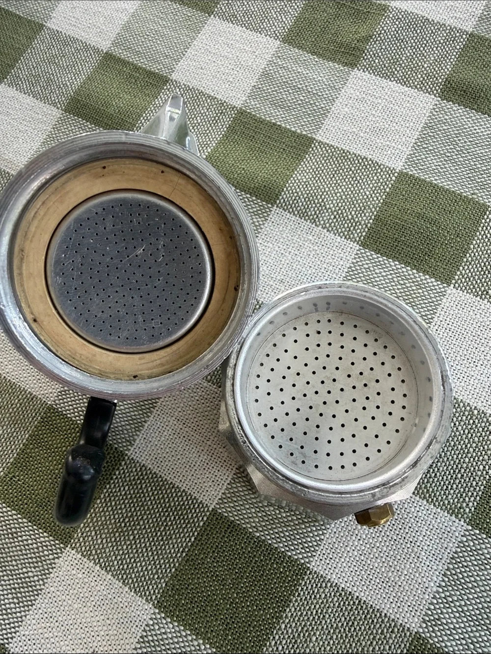 Classic Aluminum Stovetop Moka Pot Coffee Maker — Silver with Black Handle